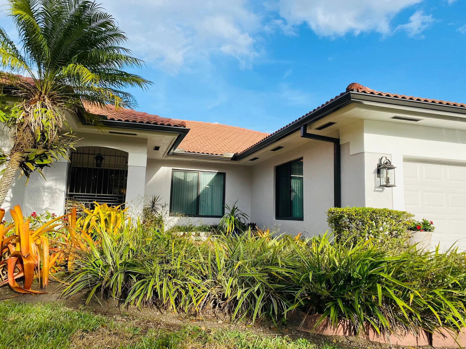 Residential gutter installation by Master Pro Rain Gutters